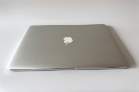 I00331_MacBookPro_2016