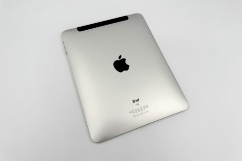 I00375_Apple_iPad_Gen1