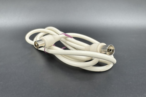 I00413_Kabel2_Antenne