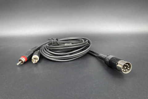 I00413_Kabel7_Monitor